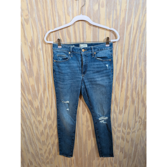 Universal Thread Pants - NWOT Women's Universal Thread High Rise Skinny Jeans Size 6/28R Blue Distressed